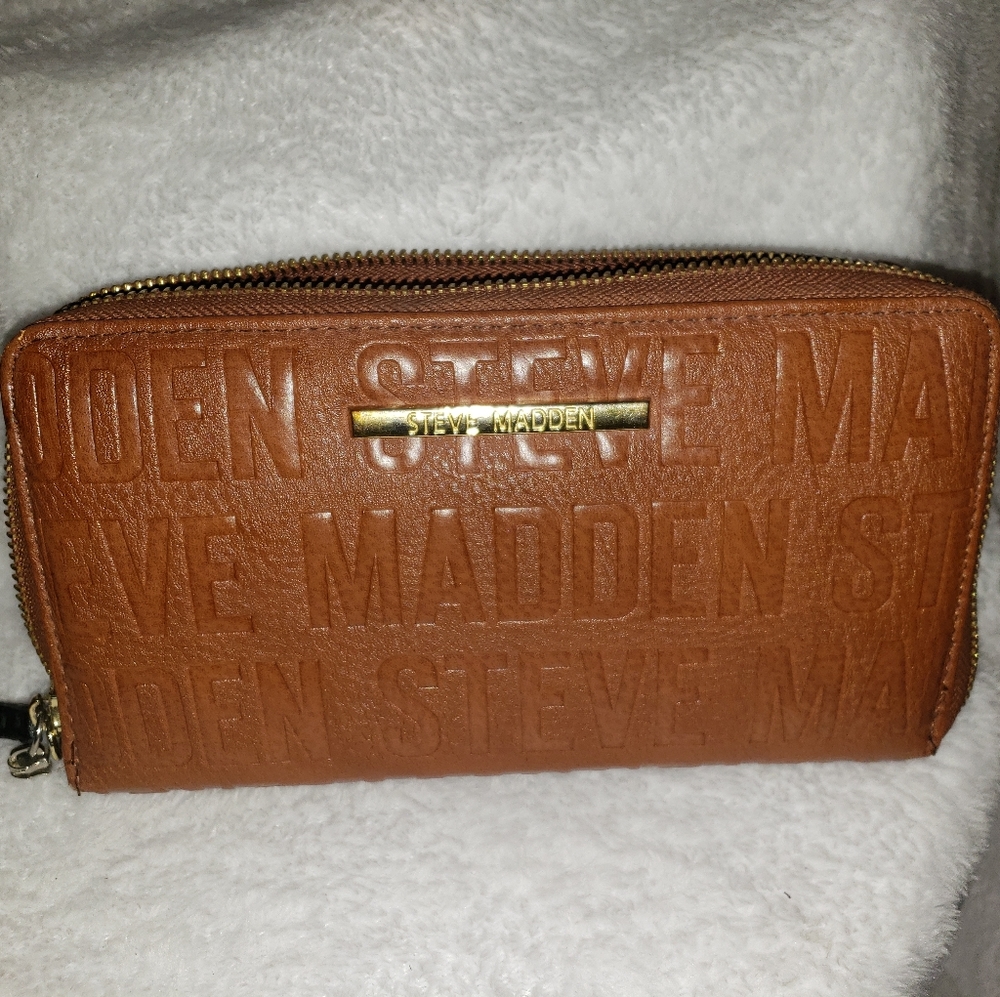 Steve Madden Wallet